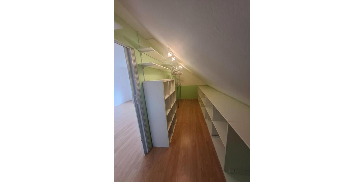 Dachgeschoßwohnung Barwedel - 3 Zimmer, 95 m&sup2;, 795&euro; | Angebot:26610278