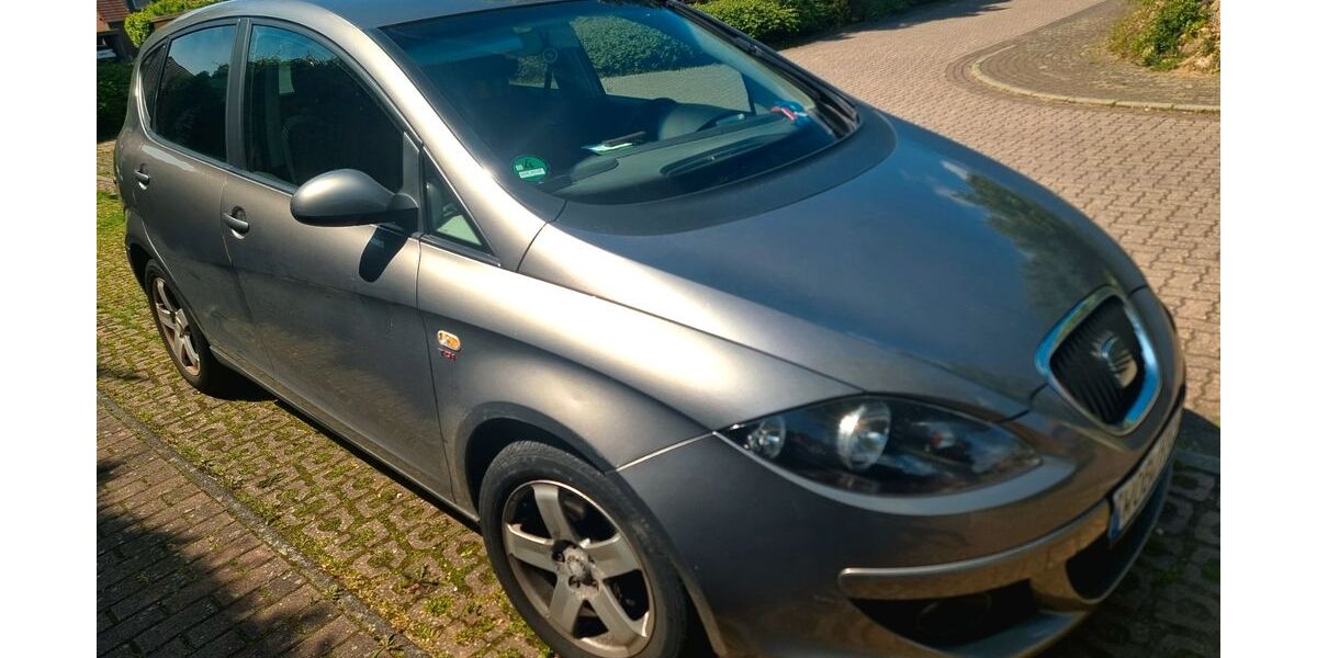 Seat Altea 172.000 km 2.999 &euro; Wolfsburg 38448