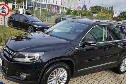 VW Tiguan 165.590 km 10.999 &euro; Braunschweig 38106