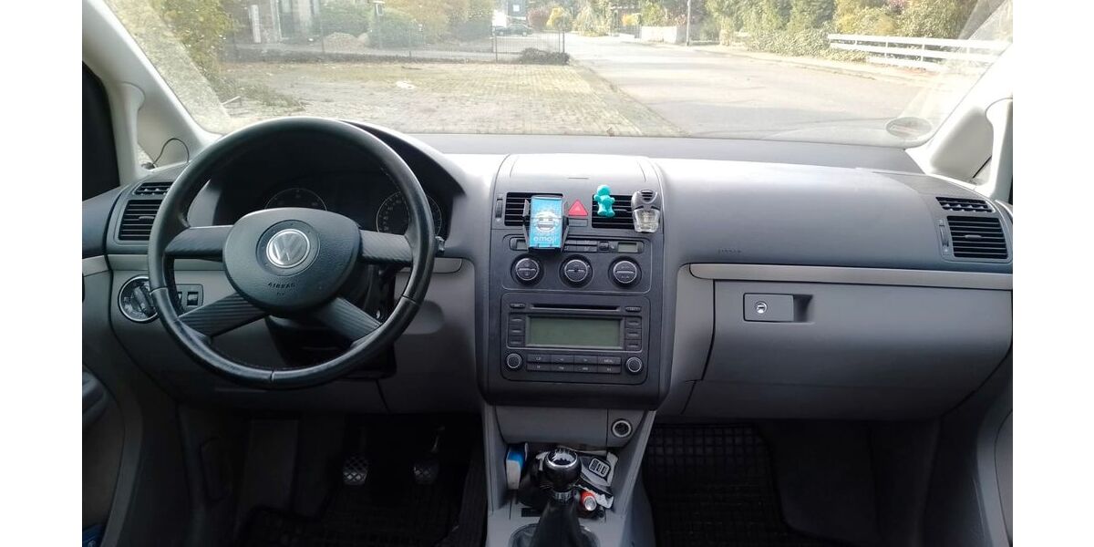 VW Touran 228.000 km 1.750 &euro; Gifhorn 38518