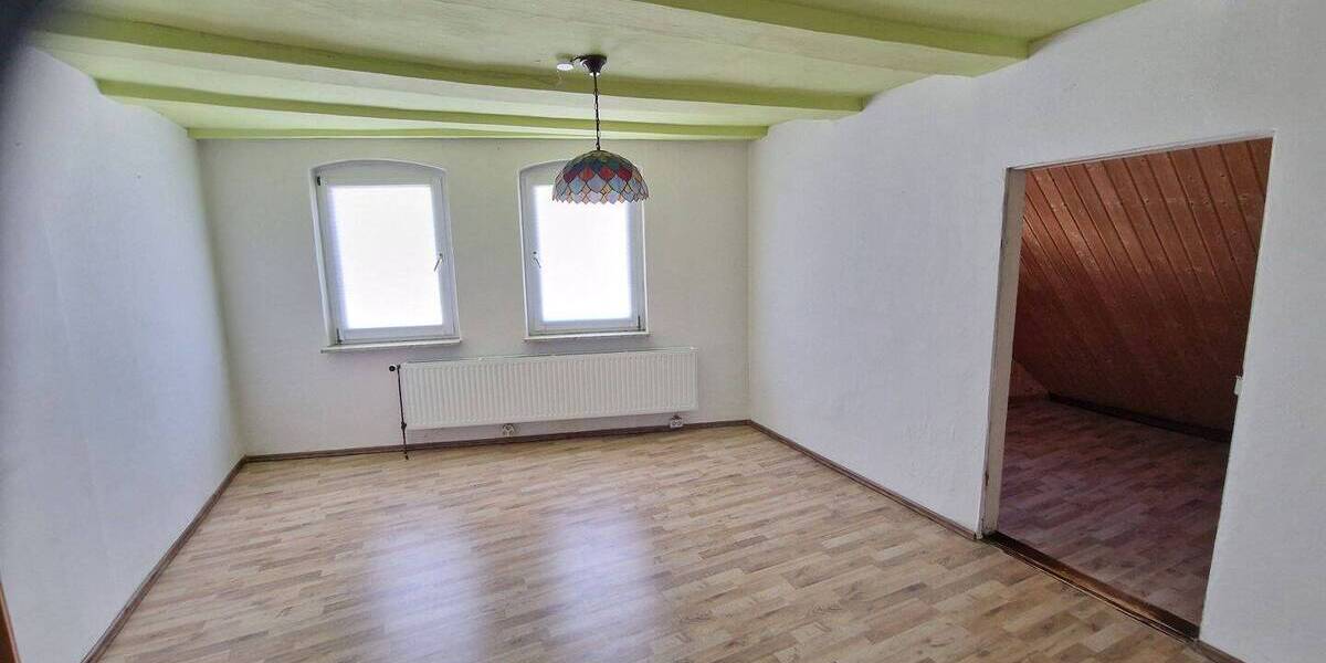 Mehrfamilienhaus, Wohnhaus Grasleben - 7 Zimmer, 185 m&sup2;, 190.000&euro; | Angebot:26703004