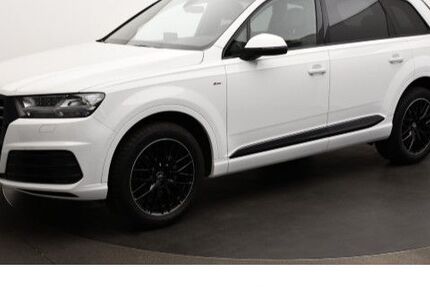 Audi Q7 86.828 km 39.590 € Wolfsburg 38440