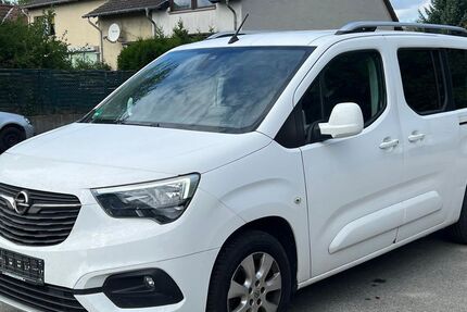 Opel Combo Life 124.263 km 10.990 &euro; Braunschweig 38122