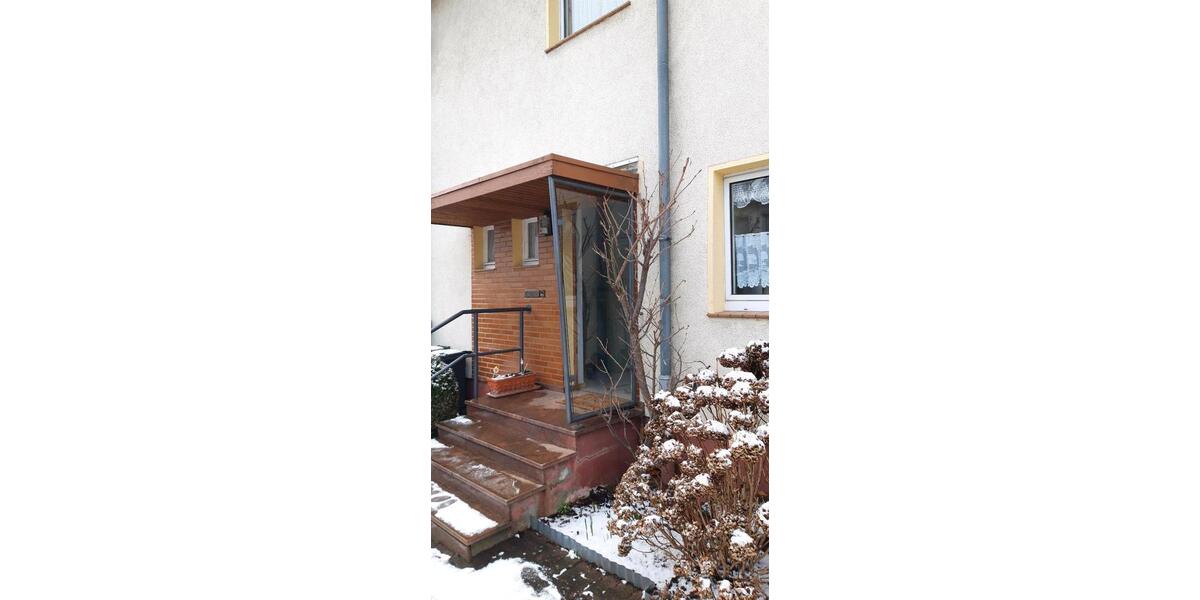 Reihenhaus Braunschweig Broitzem - 6.5 Zimmer, 85 m&sup2;, 210.000&euro; | Angebot:24783973