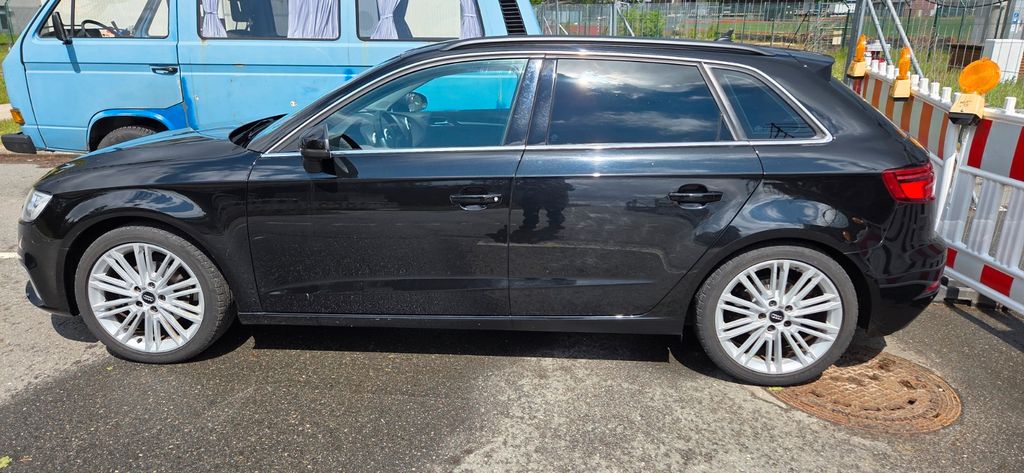 Audi A3 103.000 km 16.990 &euro; Braunschweig 38112