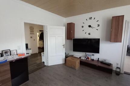 Wohnung Rühen - 3 Zimmer, 80 m&sup2;, 600&euro; | Angebot:25418764