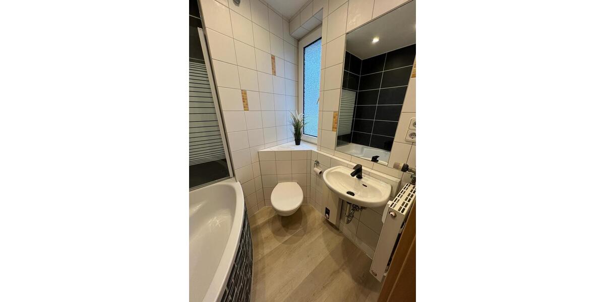 Hochparterre Wolfsburg Detmerode - 2 Zimmer, 52 m&sup2;, 970&euro; | Angebot:25633503