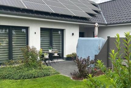 Bungalow mit sehr guter Ausstattung in ruhiger Lage