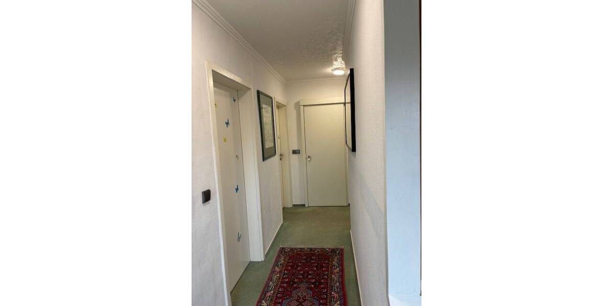 Ein Raumwunder! Modernisierte Doppelhaushälfte mit ausgebautem Spitzboden 5 zimmer