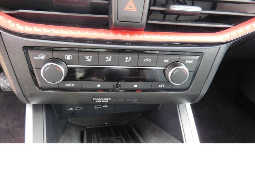 Seat Arona 1.0 FR-Line TSI BMT Navi Klima Alu 8.500 km 17.990 € Vordorf 38533