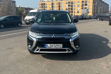 Mitsubishi Plug-in Hybrid Outlander 59.000 km 17.990 &euro; Gifhorn 38518