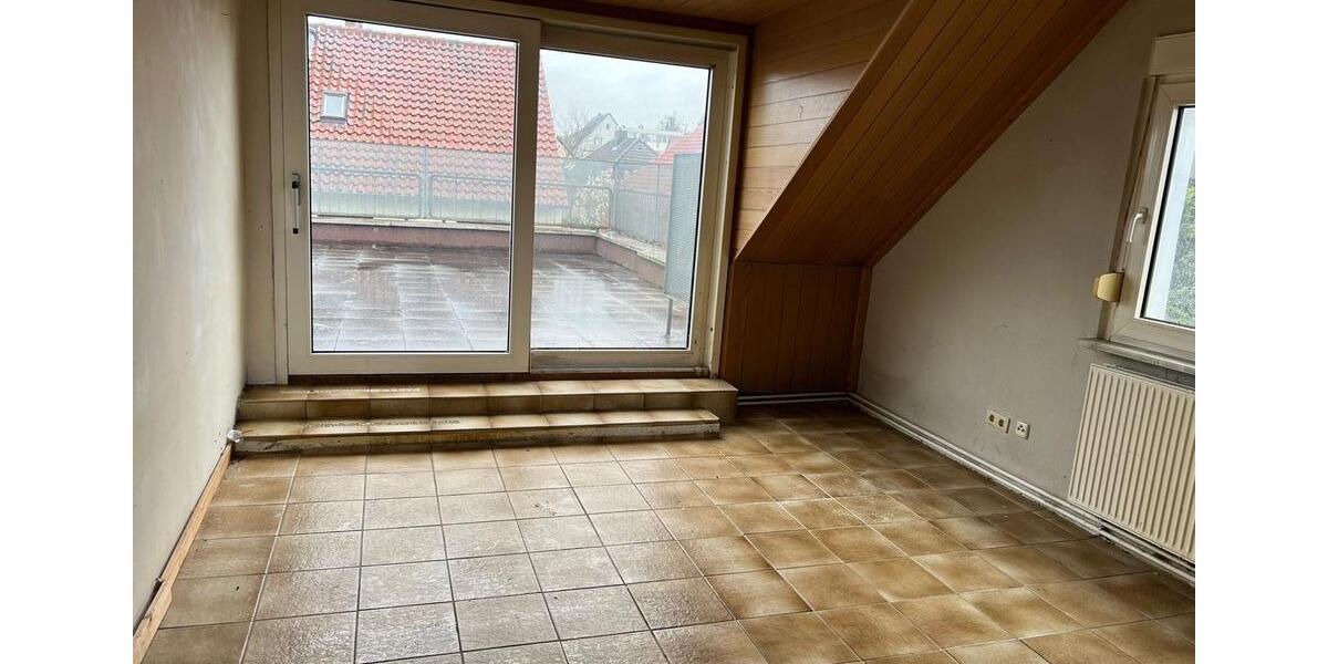 Dachgeschoßwohnung Helmstedt - 4 Zimmer, 89 m&sup2;, 820&euro; | Angebot:26572839