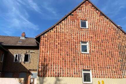 Haus Helmstedt - 4 Zimmer, 200 m&sup2;, 66.000&euro; | Angebot:27096594