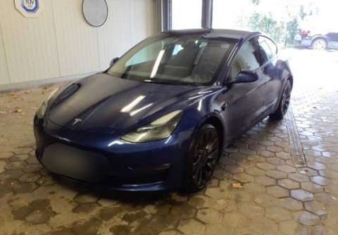 Tesla Model 3 64.000 km 34.490 &euro; Helmstedt 38350