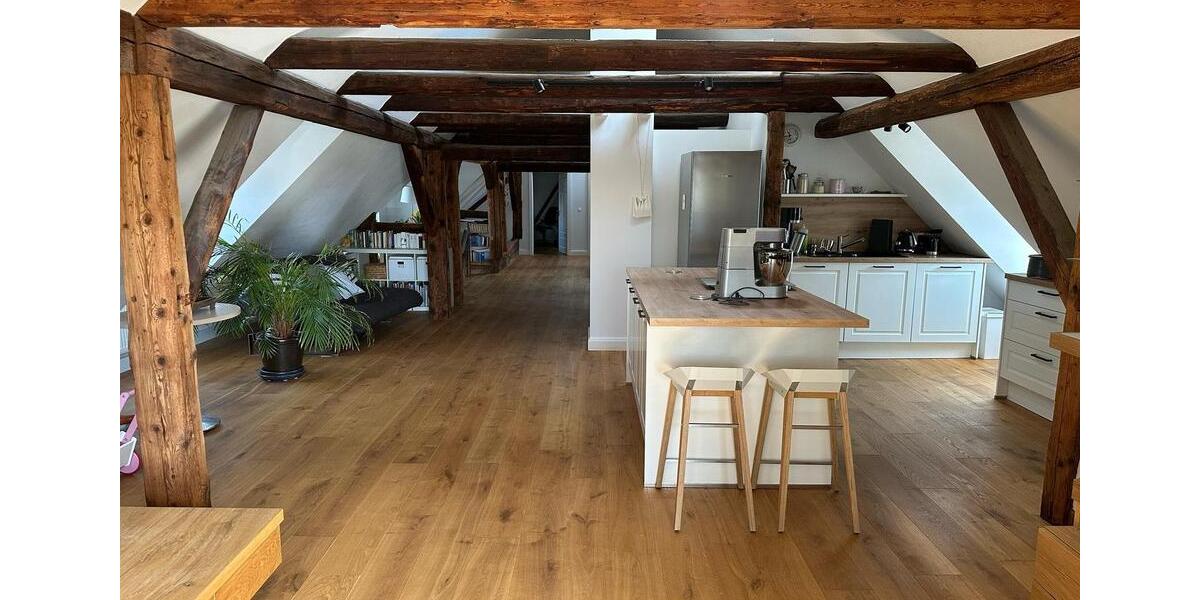 Dachgeschoßwohnung Sickte - 3 Zimmer, 120 m&sup2;, 1.200&euro; | Angebot:25931782