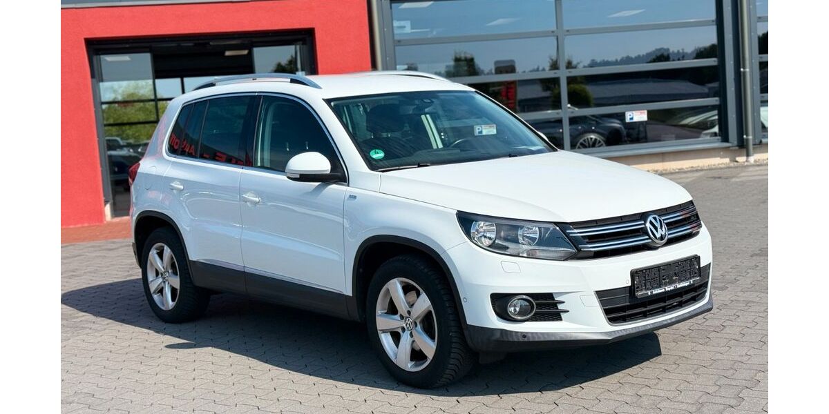 VW Tiguan 122.850 km 8.890 &euro; Helmstedt 38350