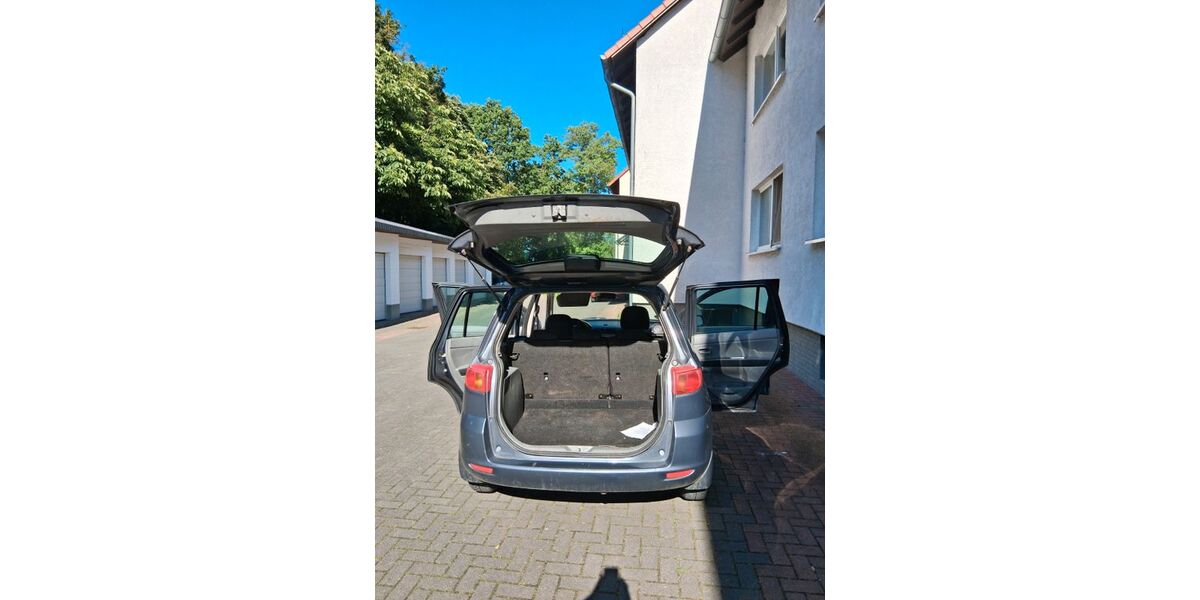 Mazda 2 150.000 km 1.100 &euro; Wolfsburg 38440