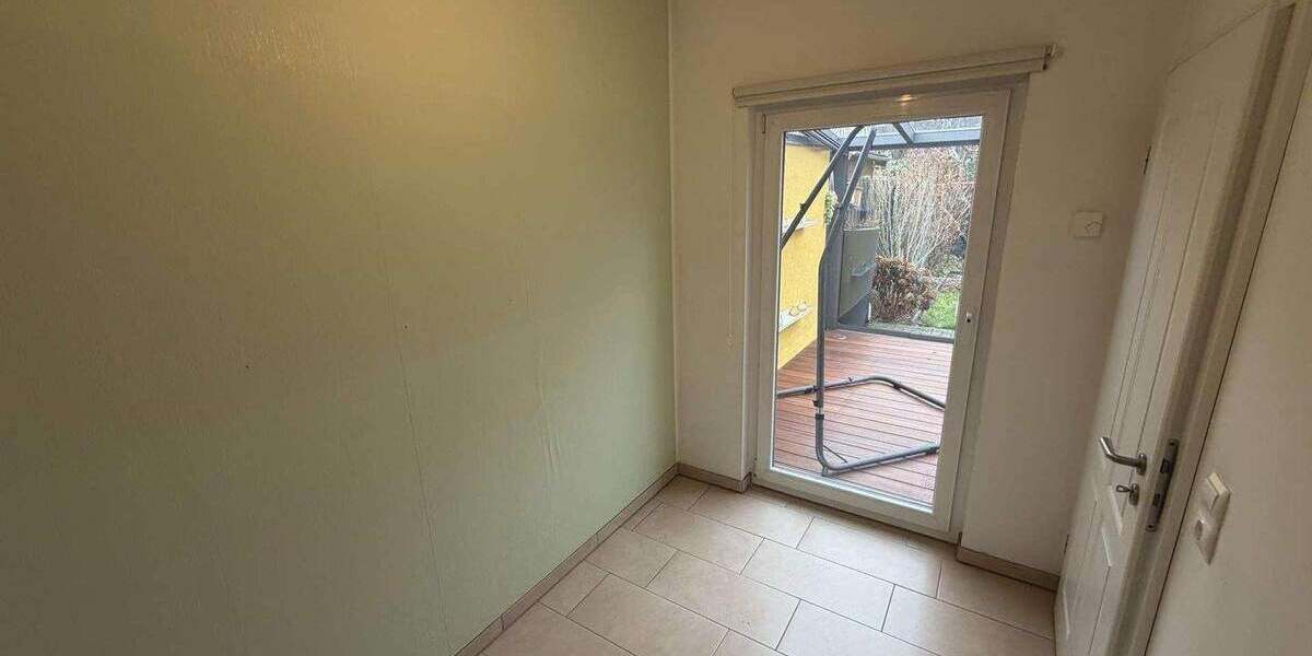 Wohlfühlhaus mit Kaminofen, Wintergarten & nachhaltiger Luftwärmepumpe 7 zimmer