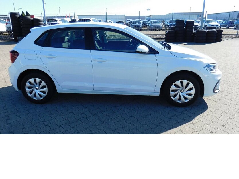 VW Polo 1.0 Life MPI BMT 4Trg Klima Navi LED 27.000 km 14.990 € Vordorf 38533