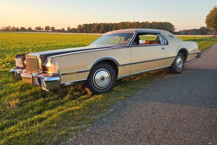 Lincoln Continental