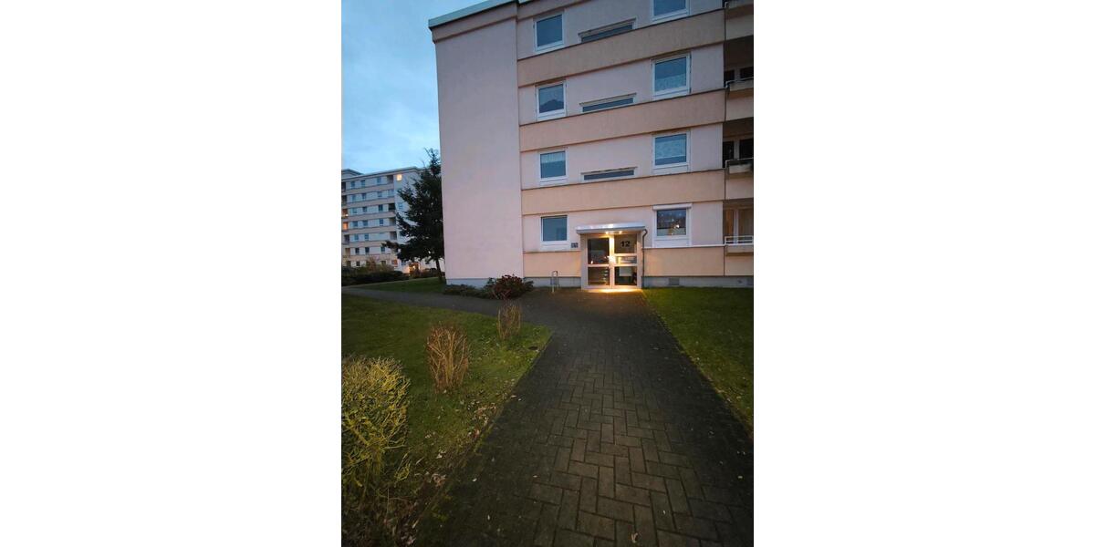 3 Zimmer Erdgeschoß Wohnung 3 zimmer