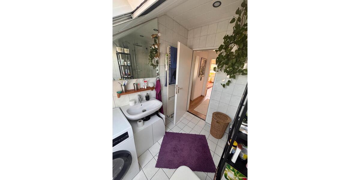 Dachgeschoßwohnung Lehre - 2 Zimmer, 75 m&sup2;, 640&euro; | Angebot:26448372