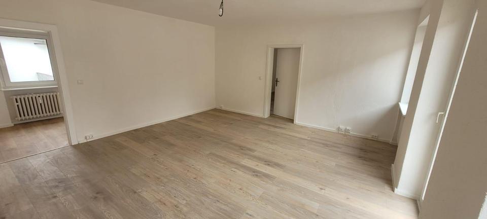 Etagenwohnung Helmstedt - 5 Zimmer, 112 m&sup2;, 896&euro; | Angebot:26134850