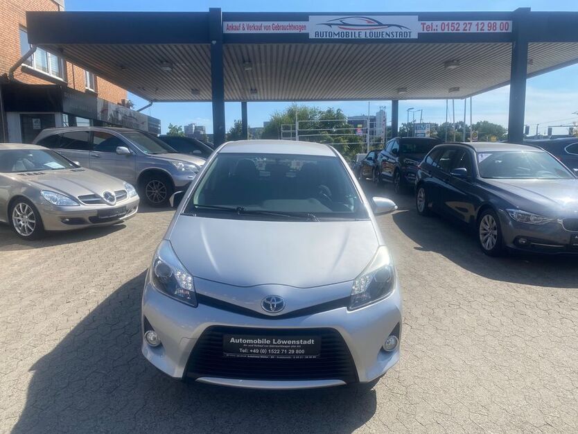 Toyota Yaris 134.000 km 7.800 € Braunschweig 38114