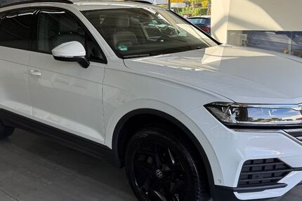 VW Touareg 50.000 km 50.490 € Braunschweig 38116