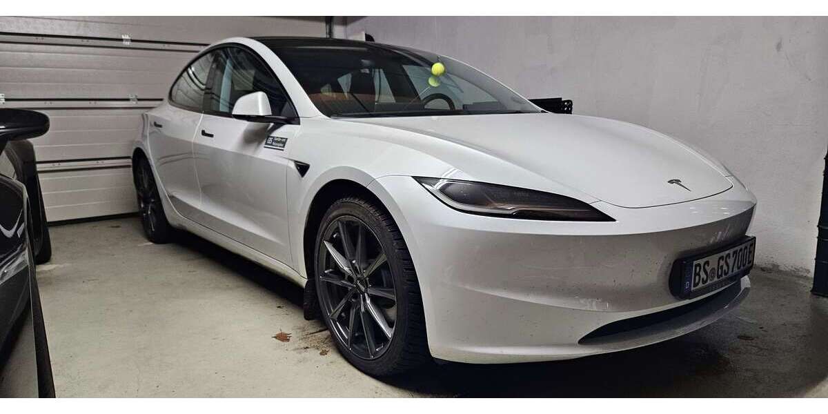 Tesla Model 3 21.500 km 38.900 € Braunschweig 38124