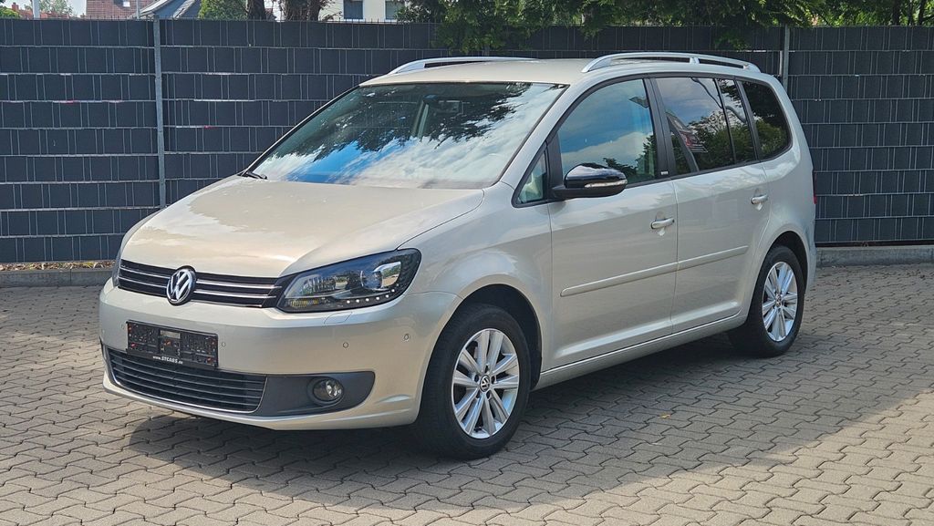 VW Touran 172.890 km 7.290 &euro; Braunschweig 38110