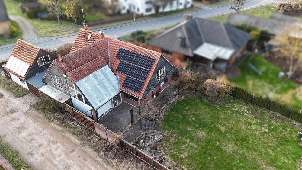 Einfamilienhaus Ehra-Lessien Lessien - 7 Zimmer, 263 m&sup2;, 368.000&euro; | Angebot:26142882