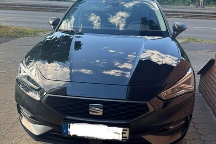 Seat Leon 65.000 km 18.499 € Braunschweig 38104
