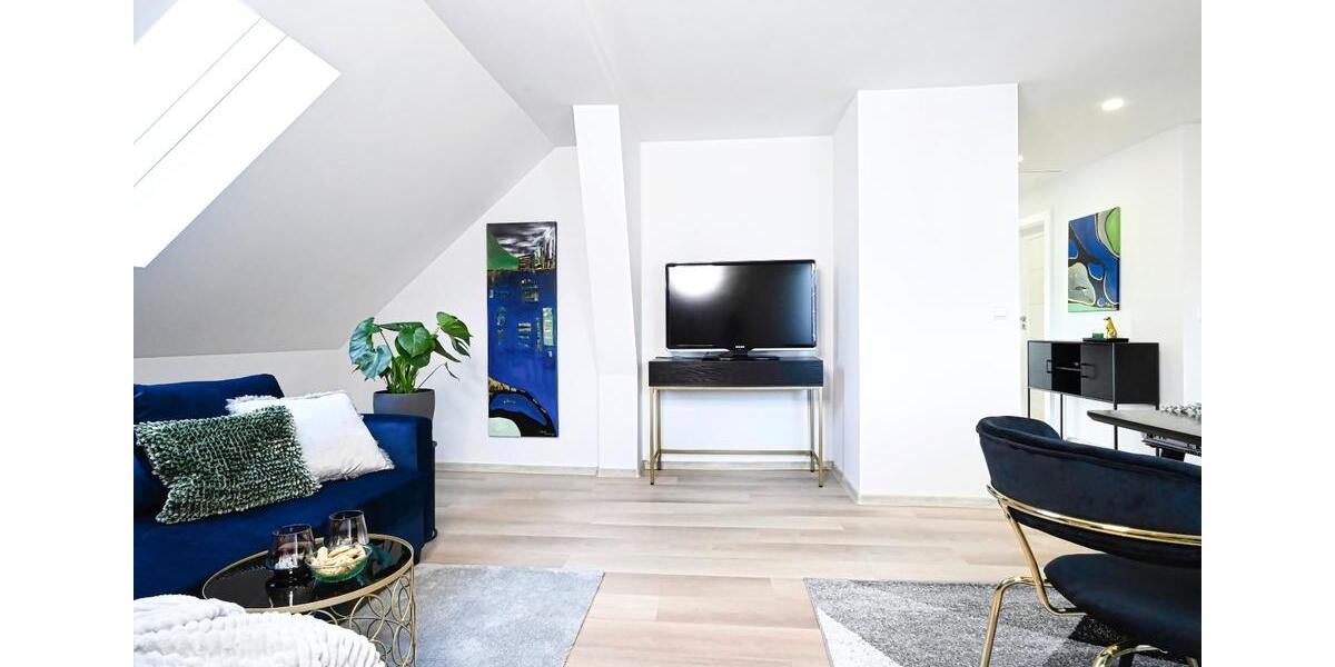 Dachgeschoßwohnung Rühen - 3 Zimmer, 90 m&sup2;, 767&euro; | Angebot:25354371