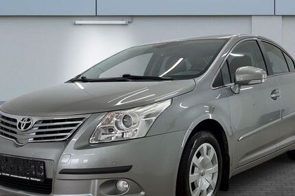 Toyota Avensis 79.990 km 10.990 &euro; Weferlingen 39356