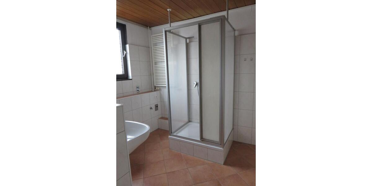 Dachgeschoßwohnung Wolfsburg - 2 Zimmer, 60 m&sup2;, 550&euro; | Angebot:26237596