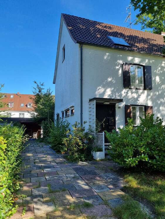Haus zum Kaufen in Wolfsburg 220.000 € 106 m²