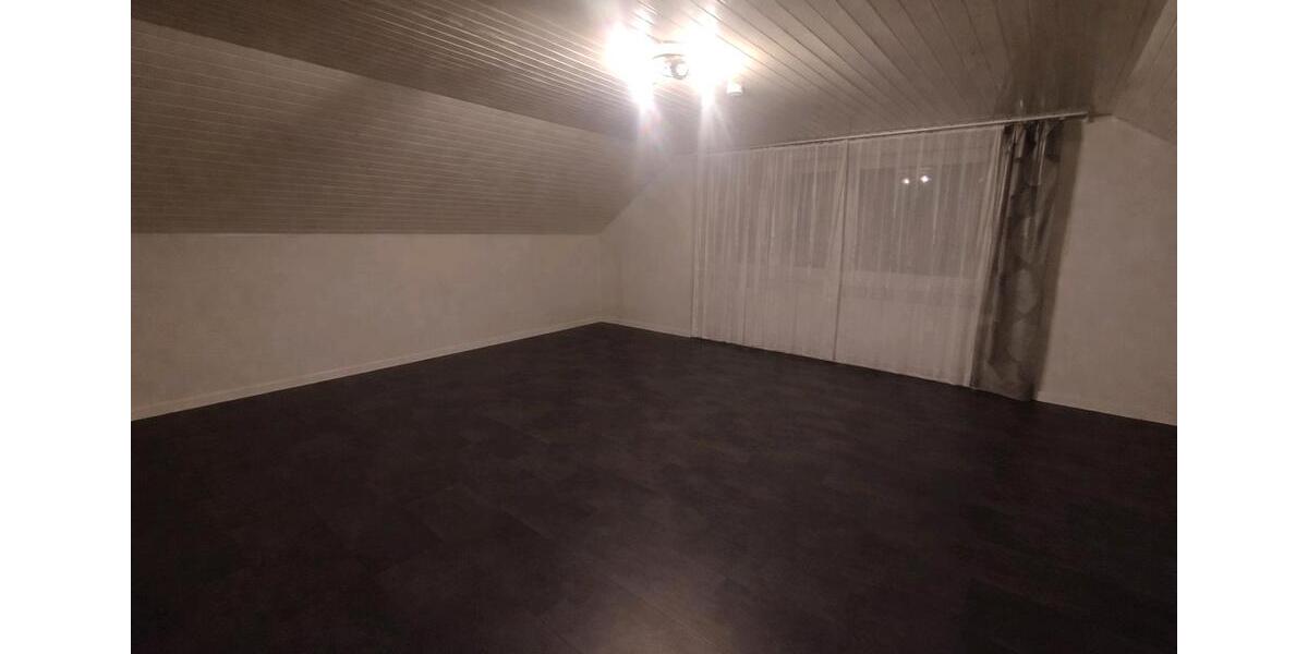 Dachgeschoßwohnung Wolfsburg Almke - 2 Zimmer, 75 m&sup2;, 520&euro; | Angebot:24652440