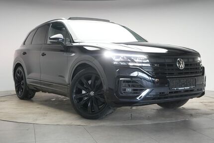 VW Touareg 45.000 km 54.890 &euro; Braunschweig 38110