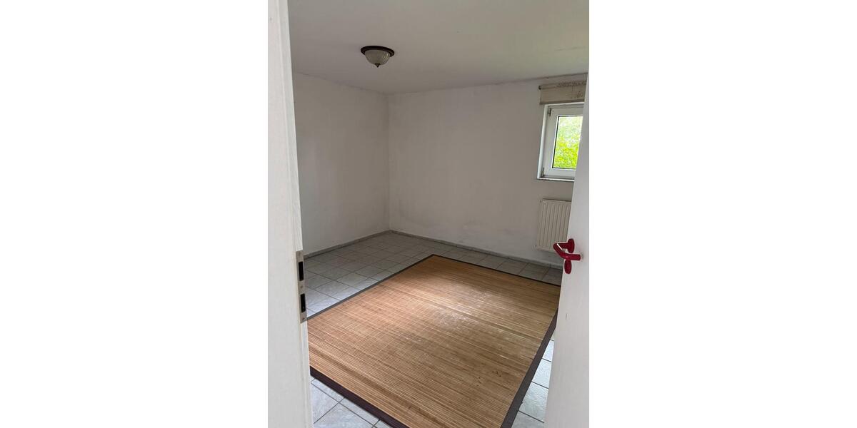 Bungalow Rühen - 6 Zimmer, 200 m&sup2;, 220.000&euro; | Angebot:26872052