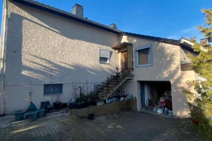 Einfamilienhaus mit Garage und Grundstück zimmer