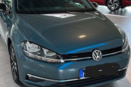 VW Golf 99.000 km 15.500 &euro; Grasleben 38368