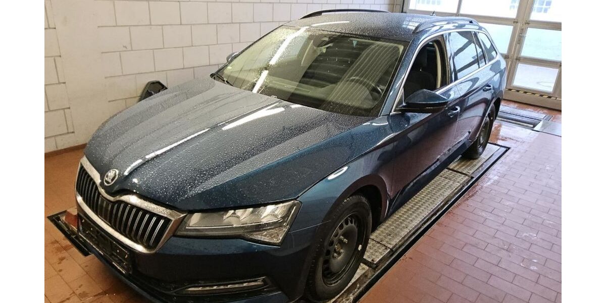 Skoda Superb 147.851 km 14.990 &euro; Braunschweig 38112