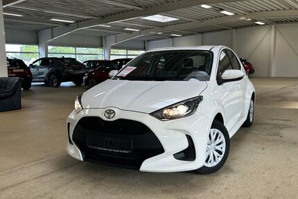 Toyota Yaris 19.220 km 19.500 &euro; Sassenburg / Neudorf- Pl 38524