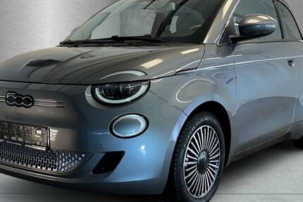 Fiat 500e 5.041 km 29.490 &euro; Braunschweig 38126