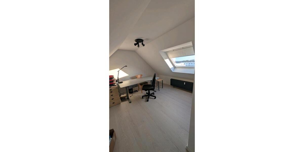 Dachgeschoßwohnung Sassenburg - 2 Zimmer, 77 m&sup2;, 690&euro; | Angebot:25515108