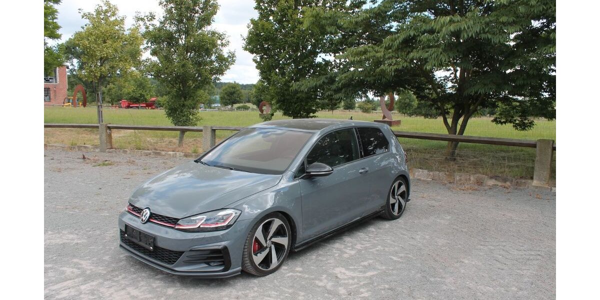 VW Golf 24.166 km 25.900 &euro; Grasleben 38368