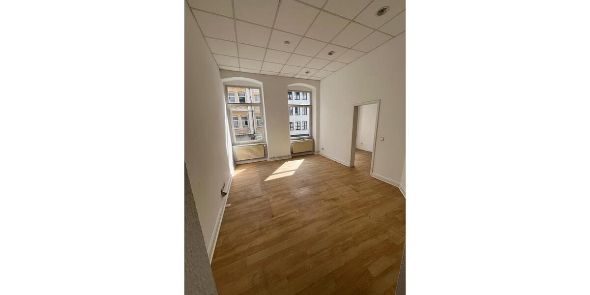 Etagenwohnung Braunschweig - 5 Zimmer, 129 m&sup2;, 1.250&euro; | Angebot:26321682