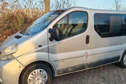 Renault Trafic 258.200 km 2.880 € Braunschweig 38112
