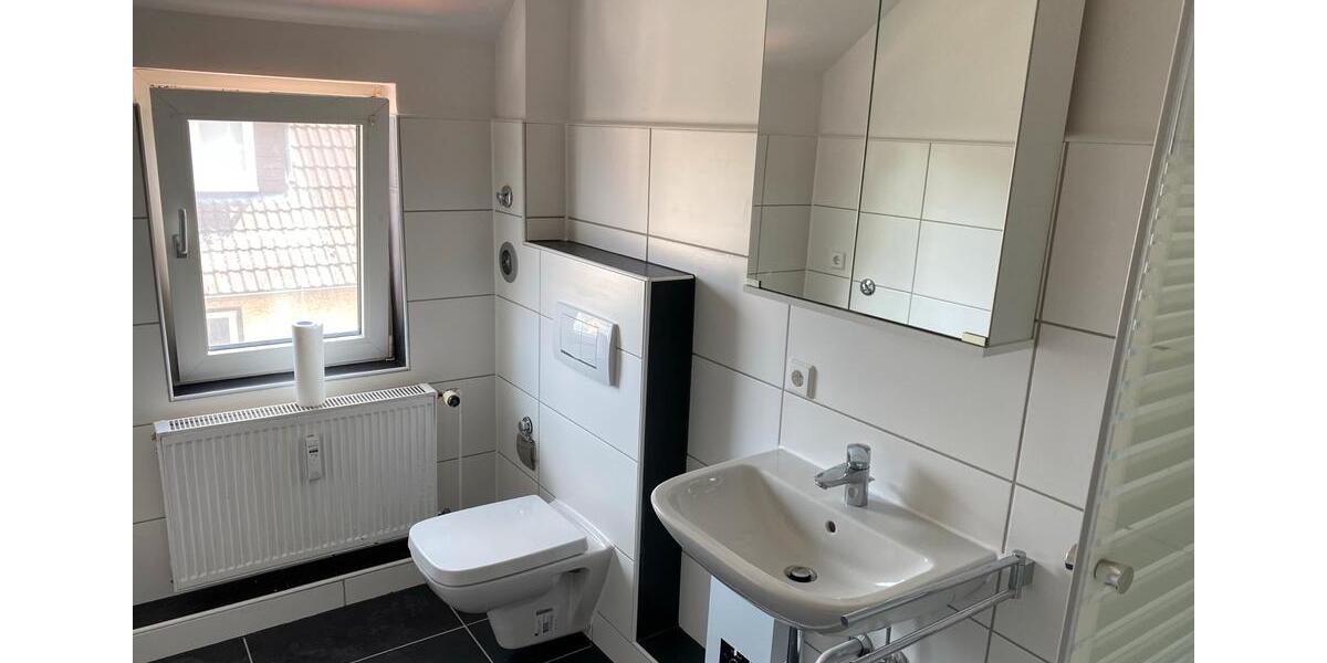Dachgeschoßwohnung Wolfsburg Detmerode - 2.5 Zimmer, 60 m&sup2;, 600&euro; | Angebot:25646575